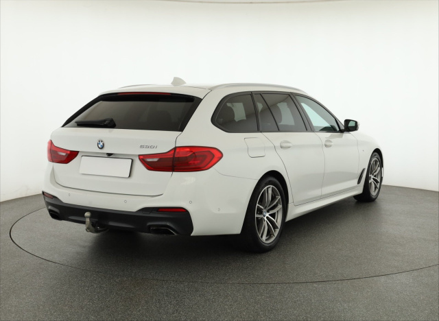 BMW 530i