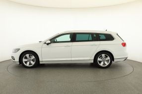 Volkswagen Passat - 2020