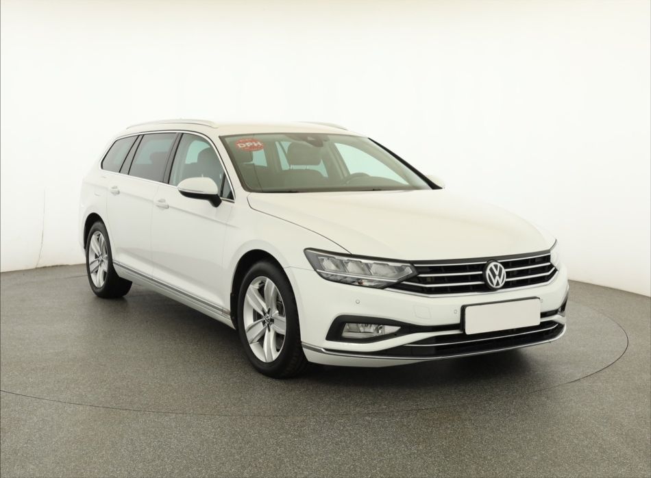 Volkswagen Passat - 2020