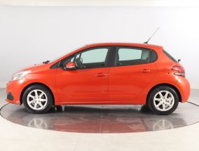 Peugeot 208 - 2015