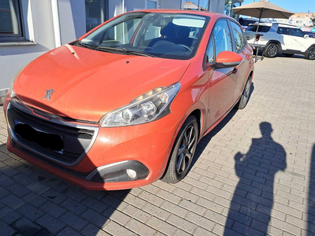 Peugeot 208 2015