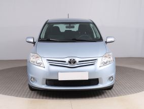 Toyota Auris - 2011