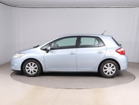 Toyota Auris - 2011