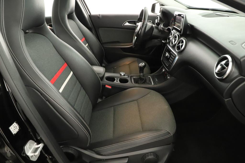 Mercedes-Benz A