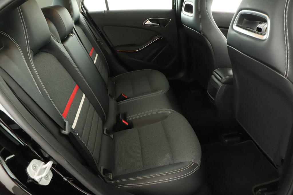 Mercedes-Benz A