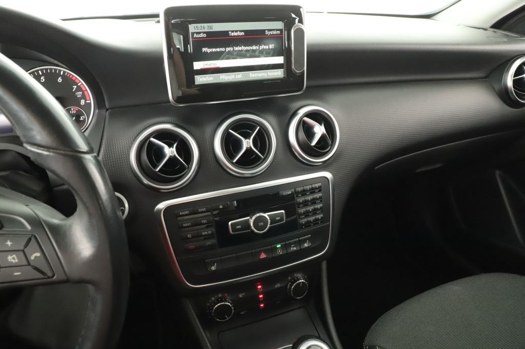 Mercedes-Benz A