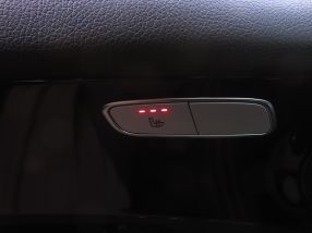 Mercedes-Benz GLC - 2021