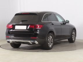 Mercedes-Benz GLC - 2021