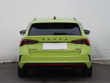 Škoda Octavia - 2024