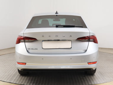 Škoda Octavia - 2021