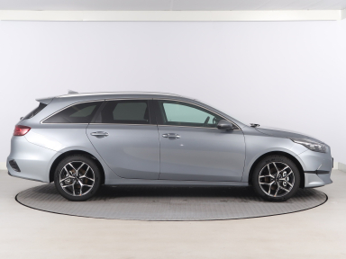 Kia Ceed - 2025