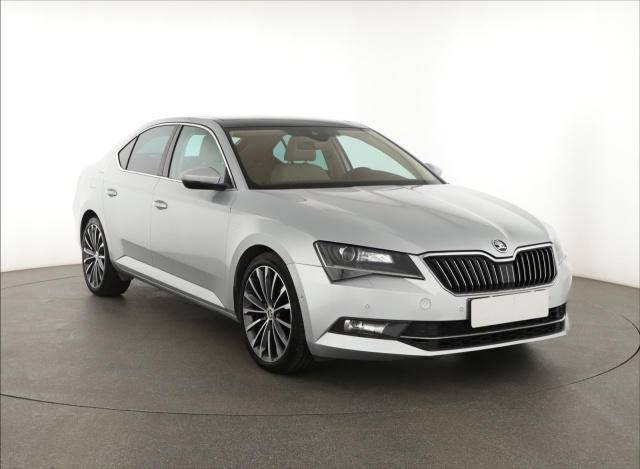 Škoda Superb 2017