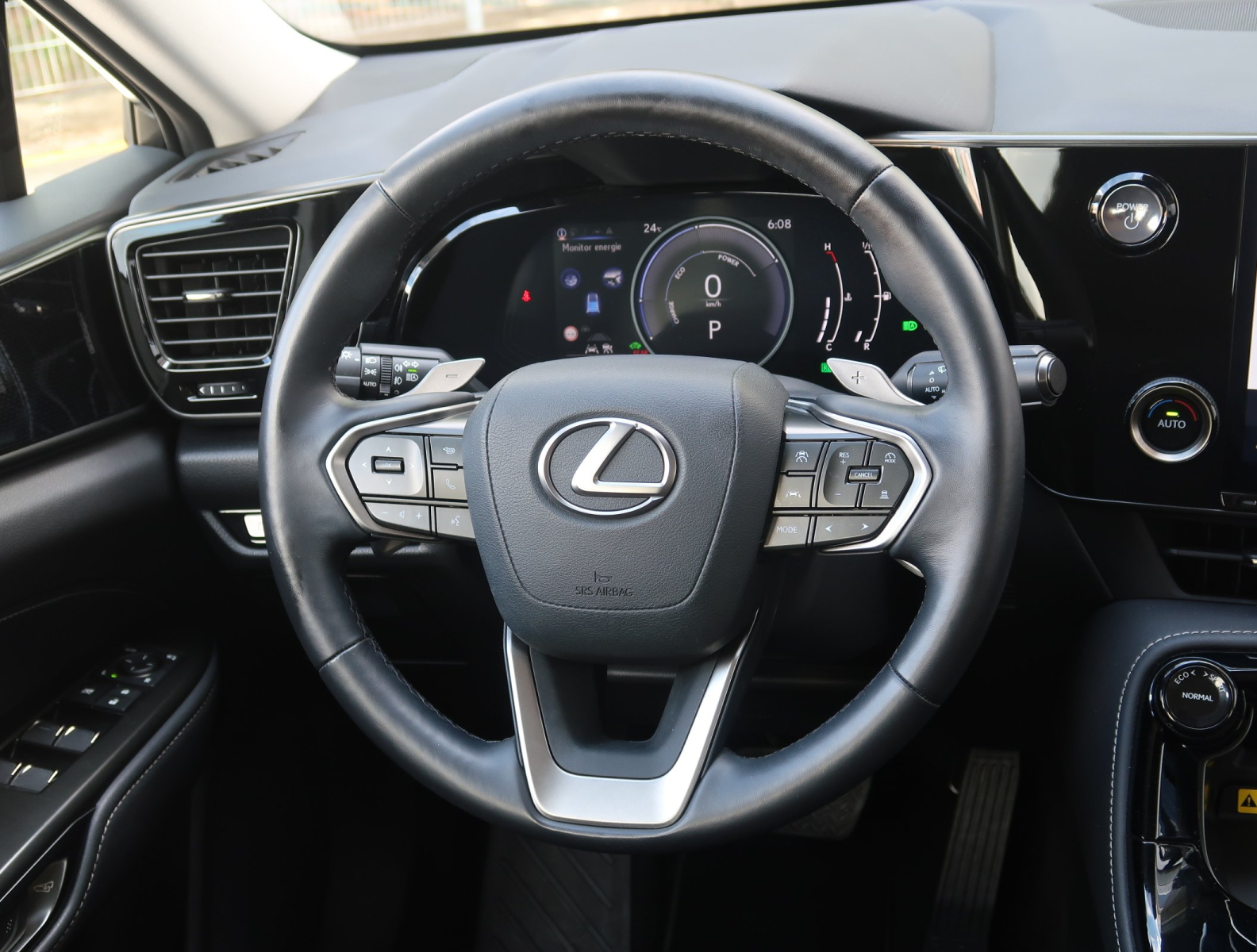 Lexus NX - 2023