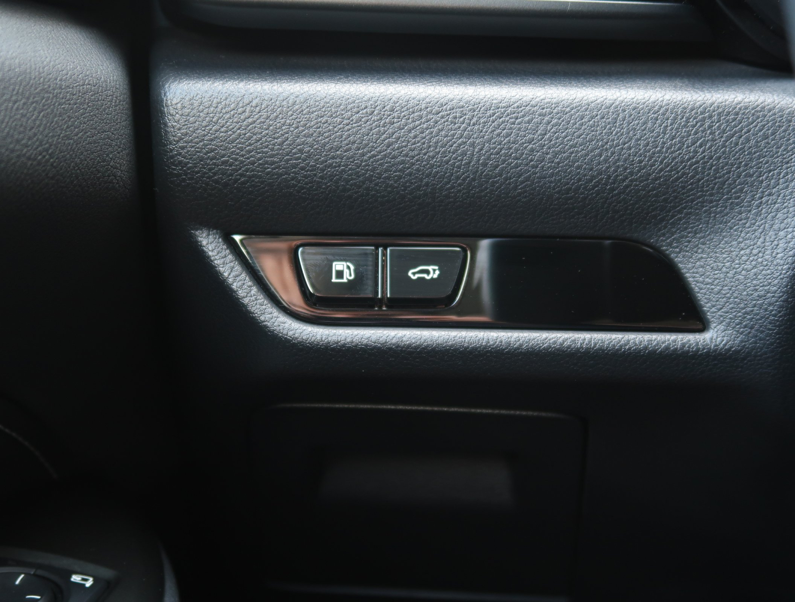 Lexus NX - 2023