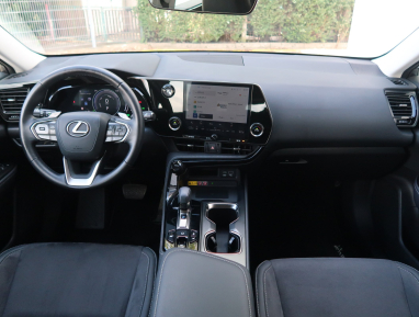 Lexus NX - 2023