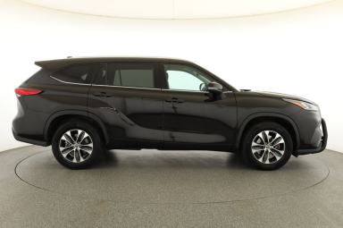Toyota Highlander - 2022