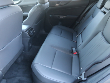 Lexus NX - 2023