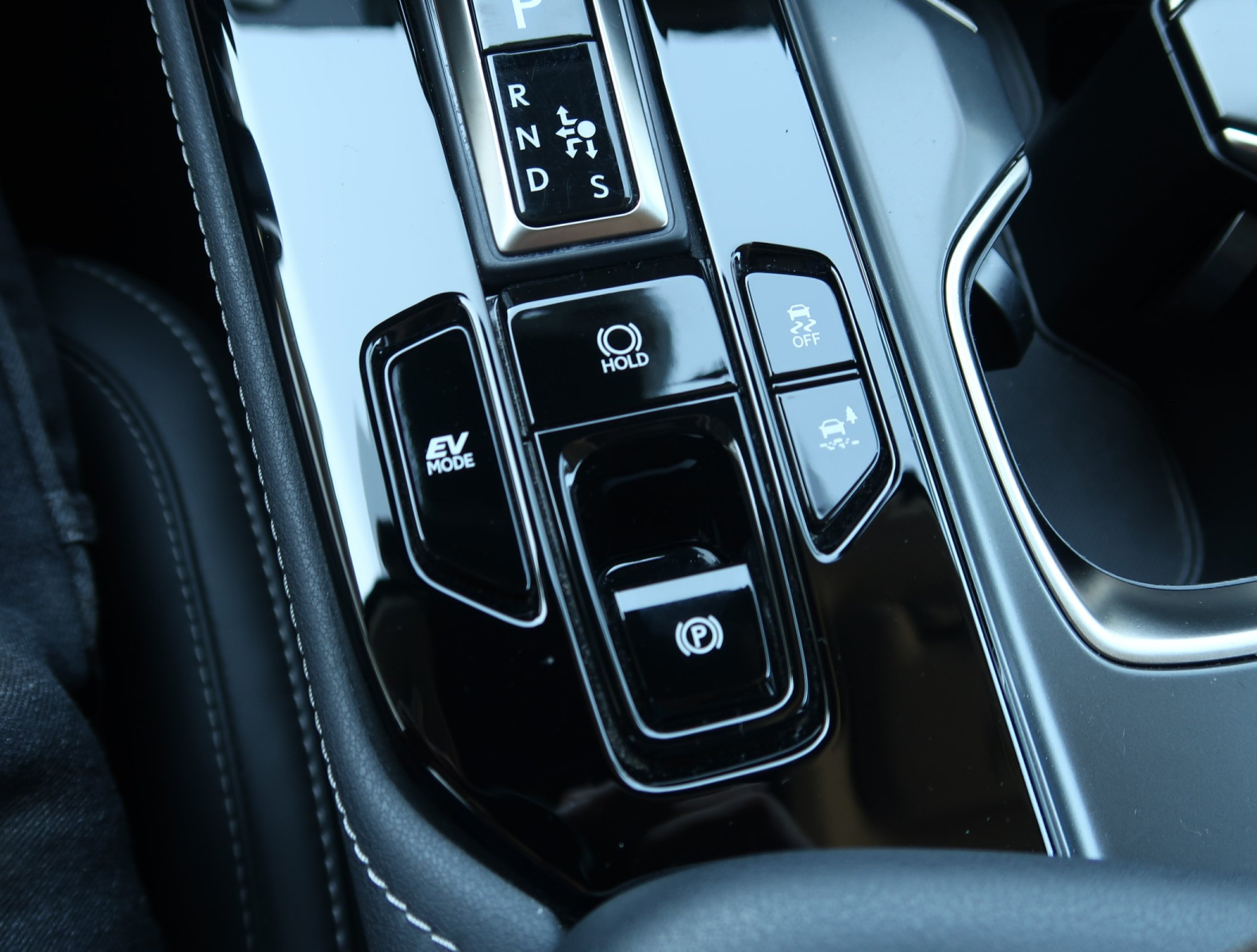 Lexus NX - 2023