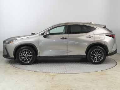 Lexus NX - 2023