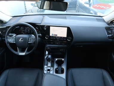 Lexus NX - 2023