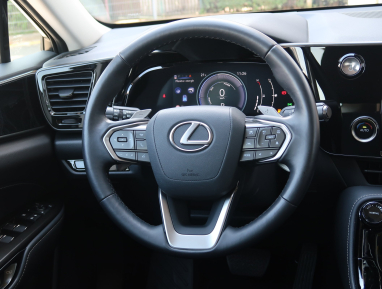 Lexus NX - 2023
