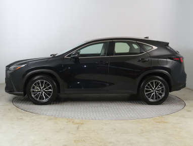 Lexus NX - 2023