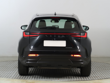 Lexus NX - 2023