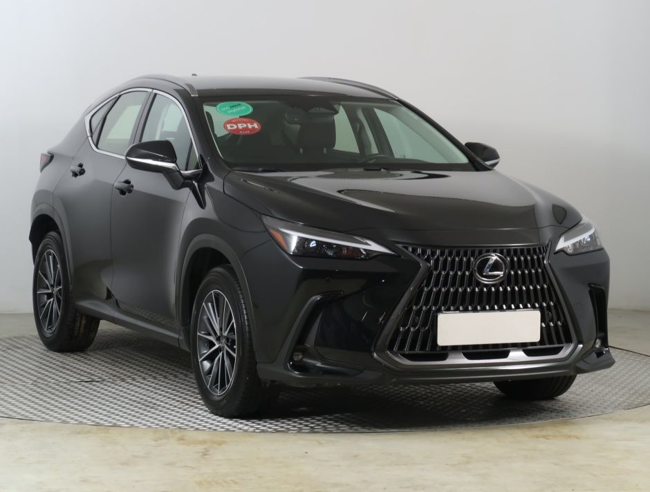 Lexus NX - 2023