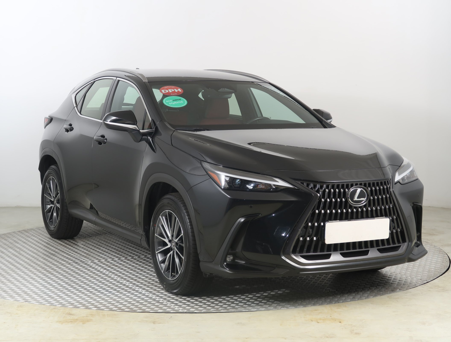Lexus NX - 2023