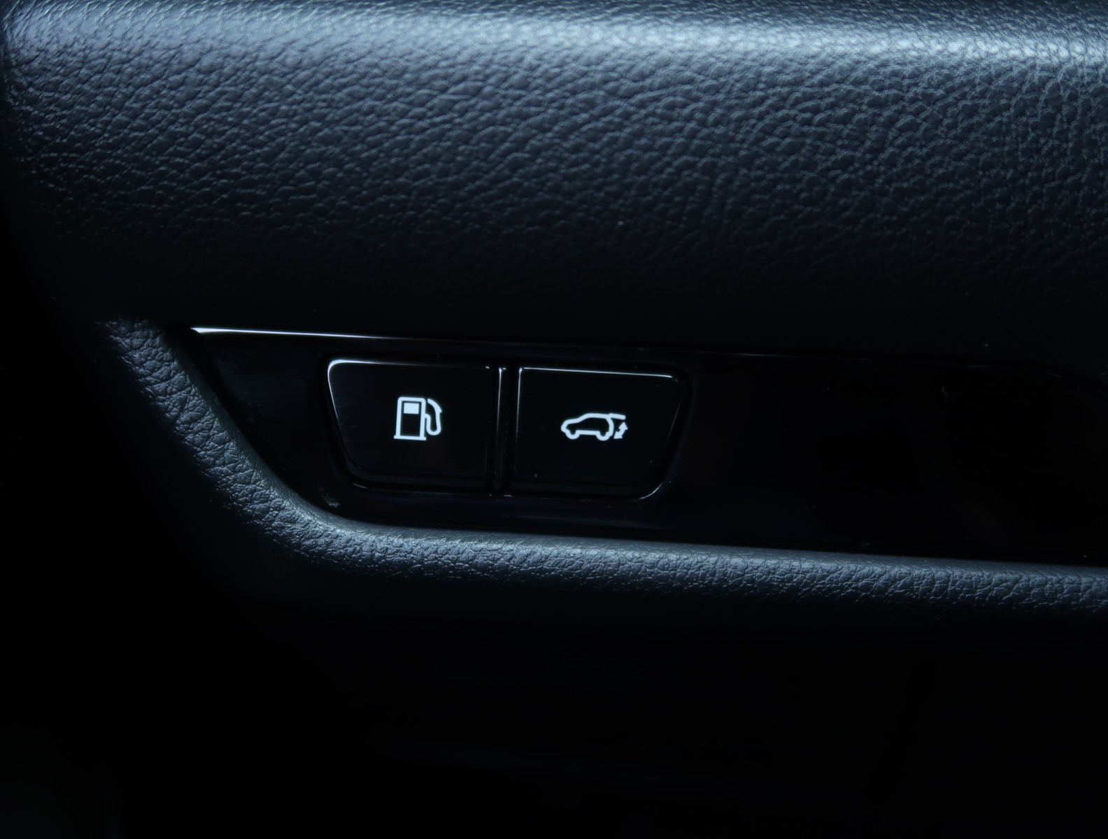 Lexus NX - 2023