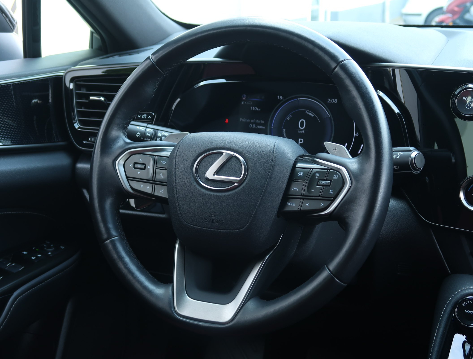 Lexus NX - 2023