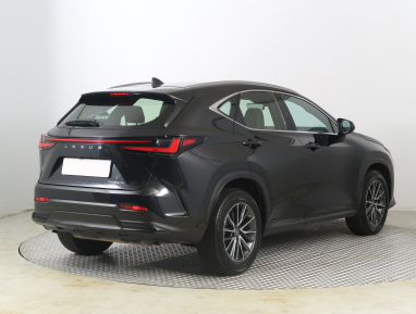 Lexus NX - 2023