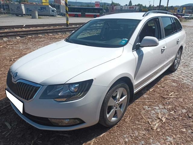 Škoda Superb 2014