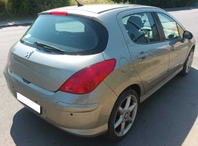 Peugeot 308 - 2010