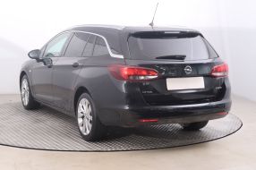 Opel Astra - 2016