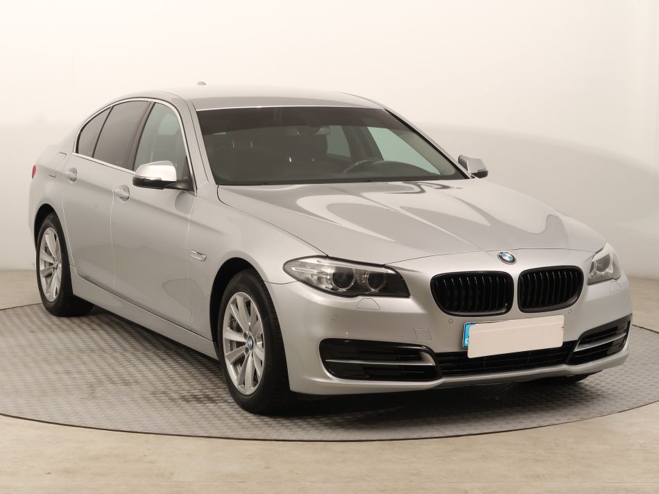BMW 5 - 2015