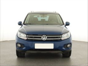 Volkswagen Tiguan - 2012