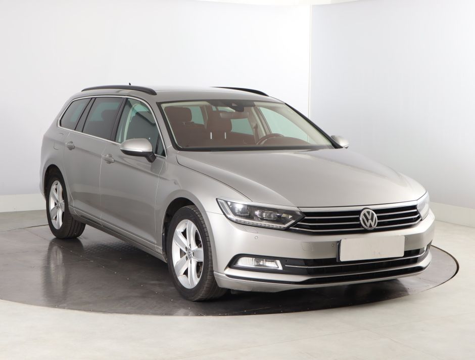 Volkswagen Passat - 2016