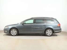 Volkswagen Passat - 2011