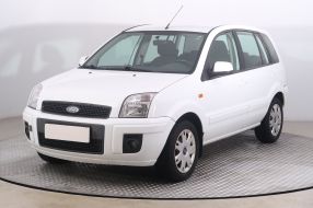 Ford Fusion - 2010