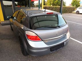 Opel Astra - 2004