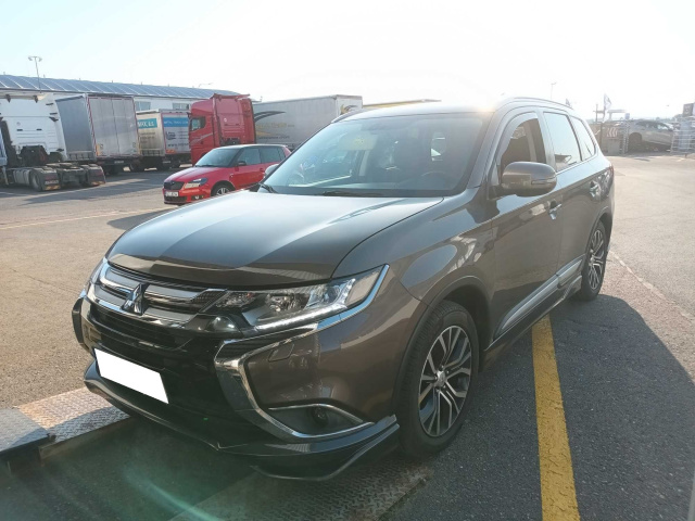 Mitsubishi Outlander 2015