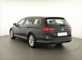 Volkswagen Passat - 2017