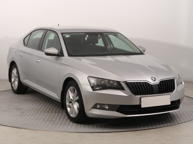 Škoda Superb 2017