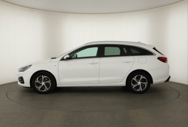 Hyundai i30 - 2023