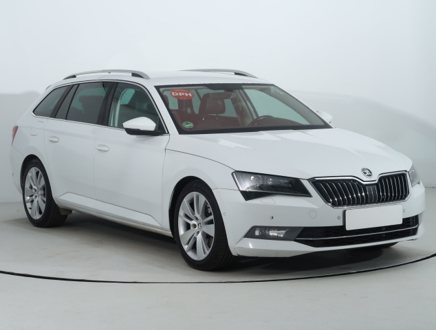 Škoda Superb 2016