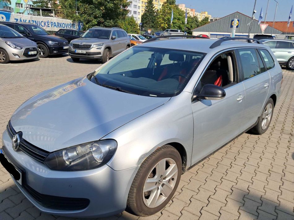 Volkswagen Golf - 2010