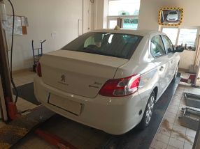 Peugeot 301 - 2013