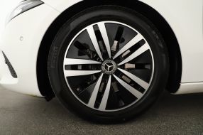 Mercedes-Benz A - 2021