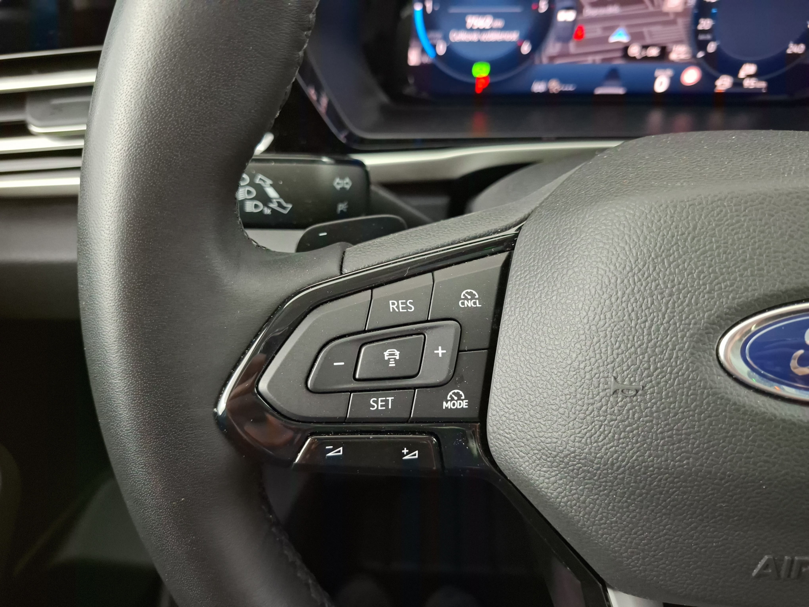 Ford Tourneo Connect - 2026